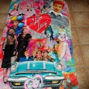 New I Love Lucy TV Show Collage Plush Fleece Throw Gift Blanket Ethel Ricky Pink